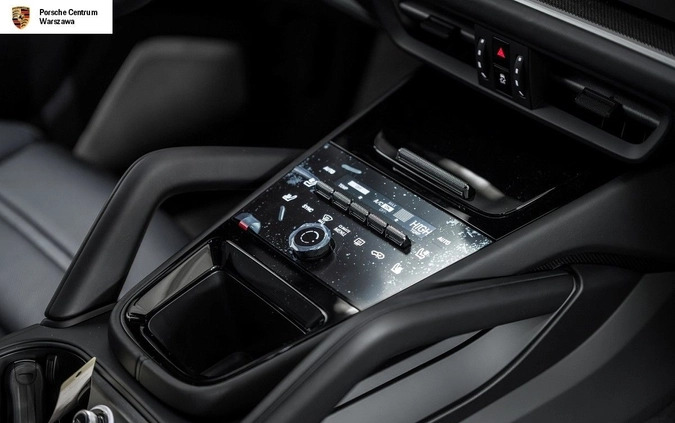 Porsche Cayenne cena 991489 przebieg: 1, rok produkcji 2023 z Warszawa małe 232